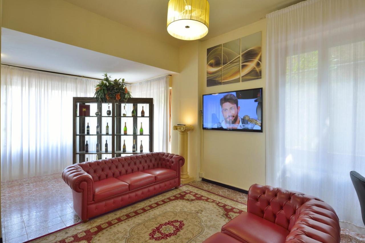 קיאנצ'נו טרמה Hotel Attico מראה חיצוני תמונה
