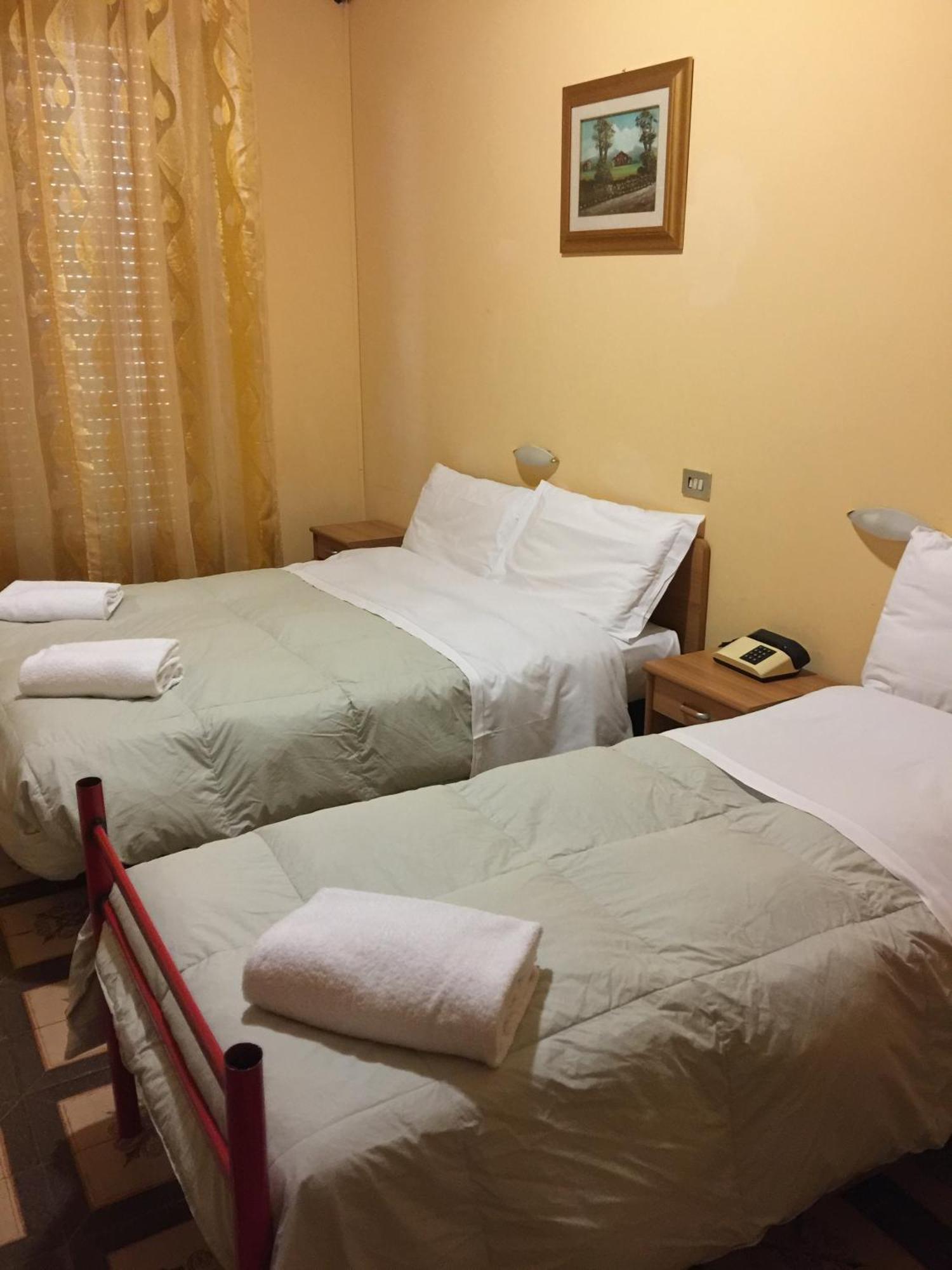 קיאנצ'נו טרמה Hotel Attico מראה חיצוני תמונה