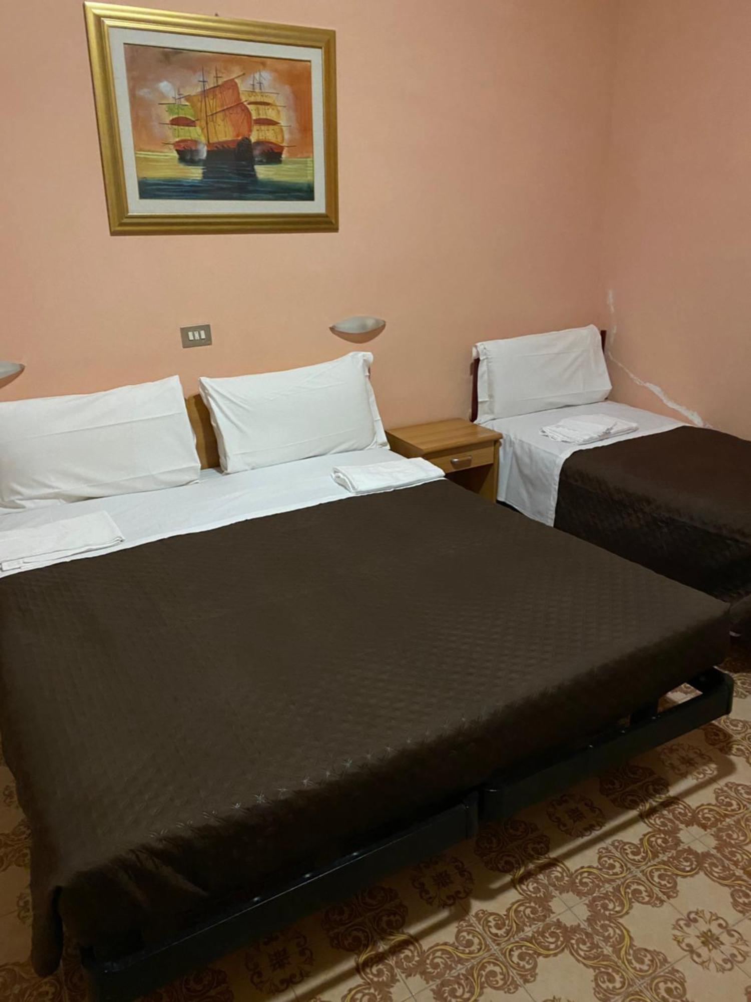 קיאנצ'נו טרמה Hotel Attico מראה חיצוני תמונה
